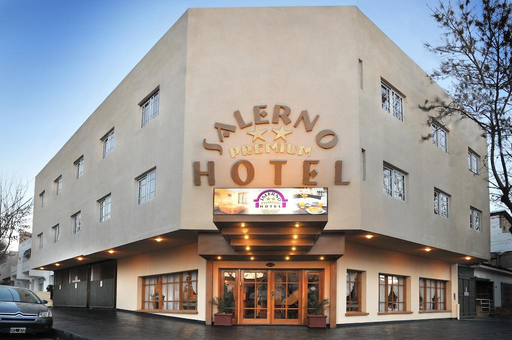 Hotel Salerno Villa Carlos Paz Buitenkant foto